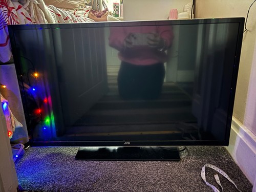 Jvc black used - 32, led